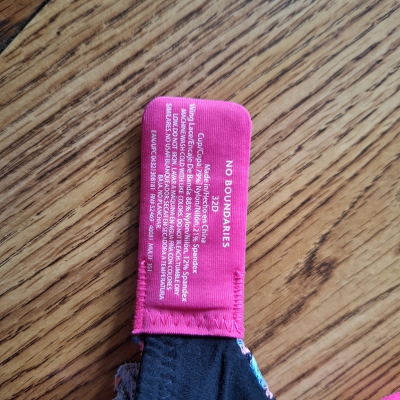 Cute brand new bra - Picture 3 of 3